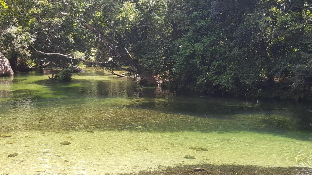Отель Babinda Quarters Экстерьер фото